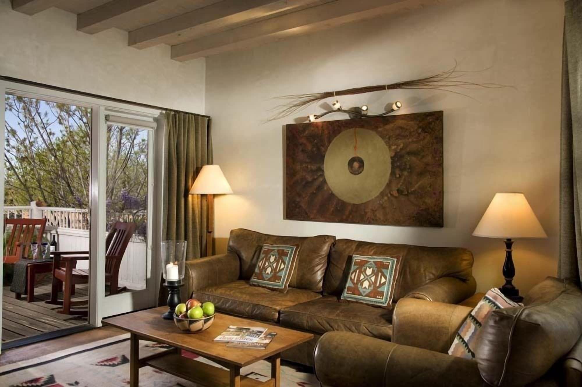 Las Palomas Santa Fe Room photo